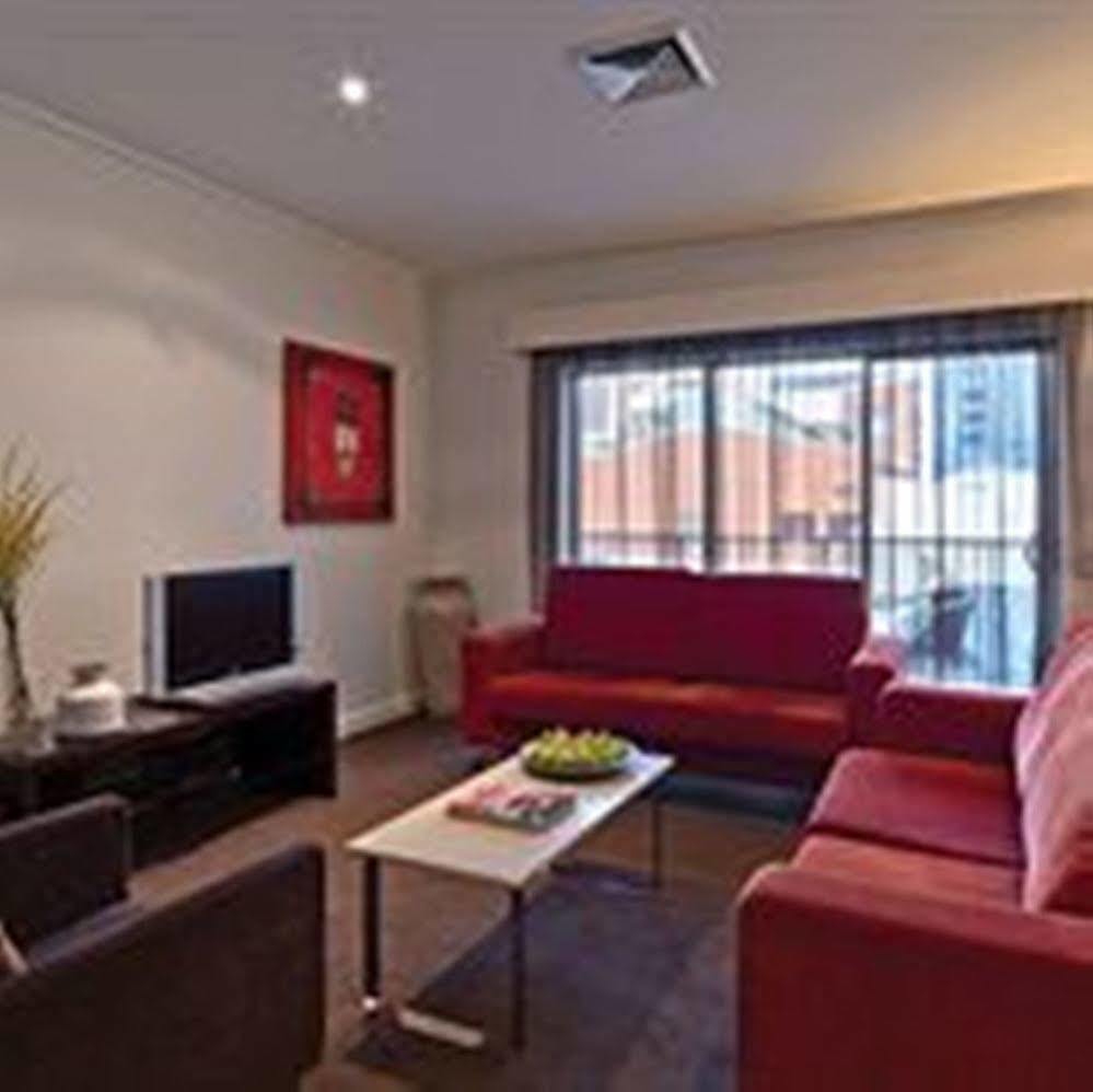 Adina Apartment Hotel Perth Barrack Plaza Bagian luar foto